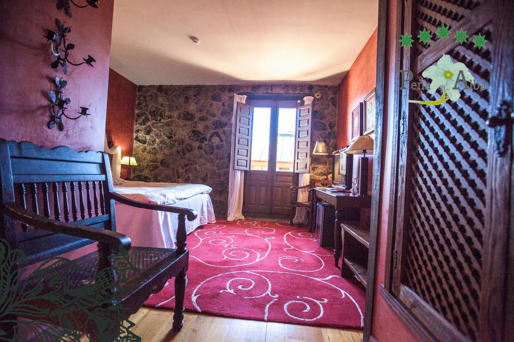 Hotel Rural Pena Del Alba Arroyomolinos de la Vera Стая снимка