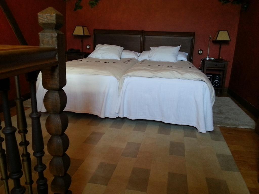 Hotel Rural Pena Del Alba Arroyomolinos de la Vera Стая снимка